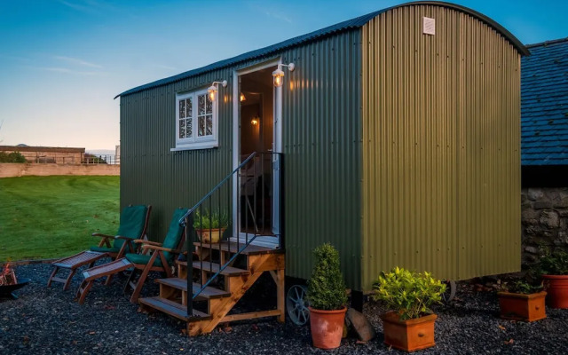 The Pleasant Hut at Mountpleasant Farm