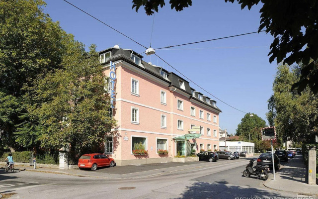 Hotel Scherer