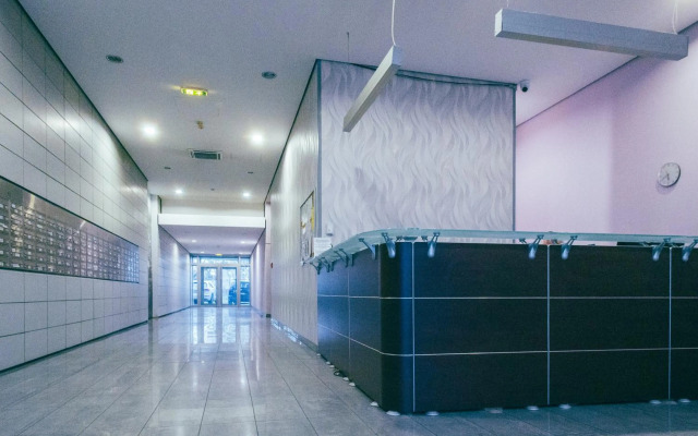 Comfy condo & FREE parking