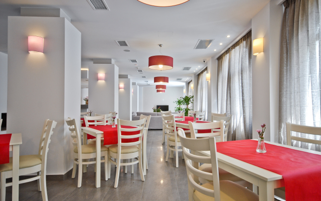 Xenia Hotel