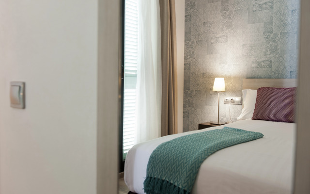 MH Apartments S. Familia