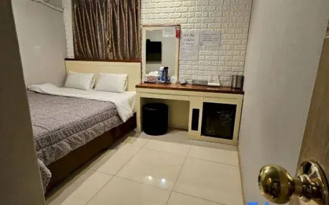 Gana motel