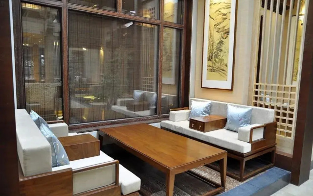 Huaqing Palace Resort & Spa
