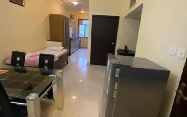 11Flowers Service Apartment By GRB