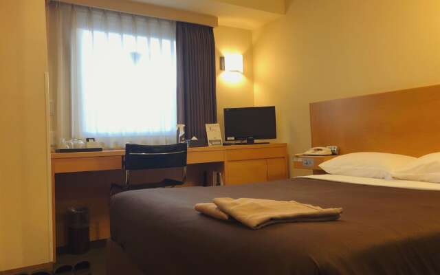 Hotel Mid In Akabane Ekimae