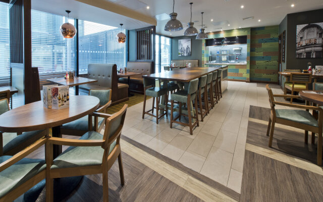 Premier Inn Liverpool City (Lime Street)
