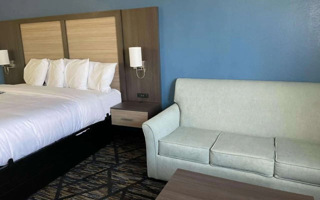 Baymont by Wyndham Blackwell I-35