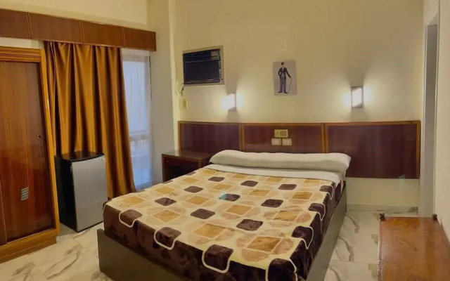 Merryland Hotel