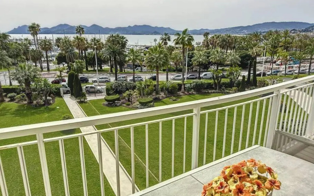 Home Rental 81 Croisette One Bedroom