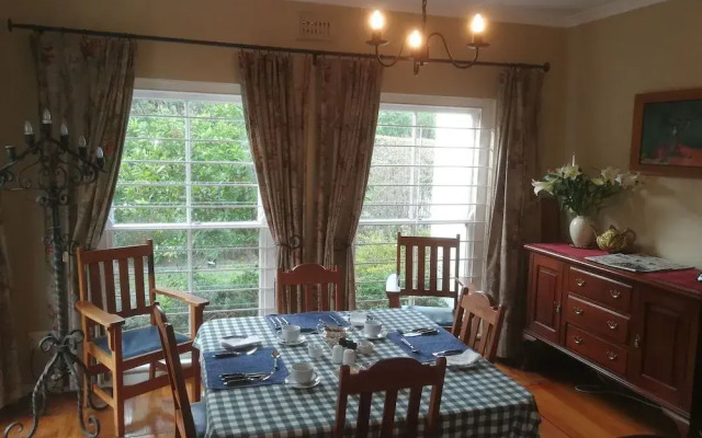 The Oval Bed and Breakfast