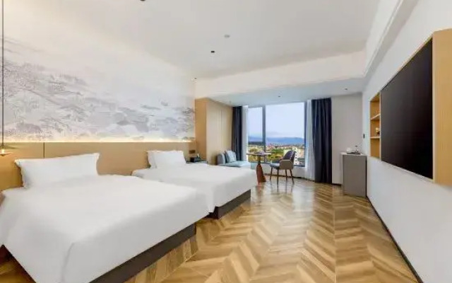 Dongshunyuan Hotel (Ledong Liguozhen Branch)