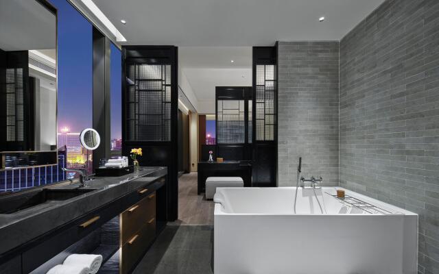 Intercontinental Dongguan by IHG