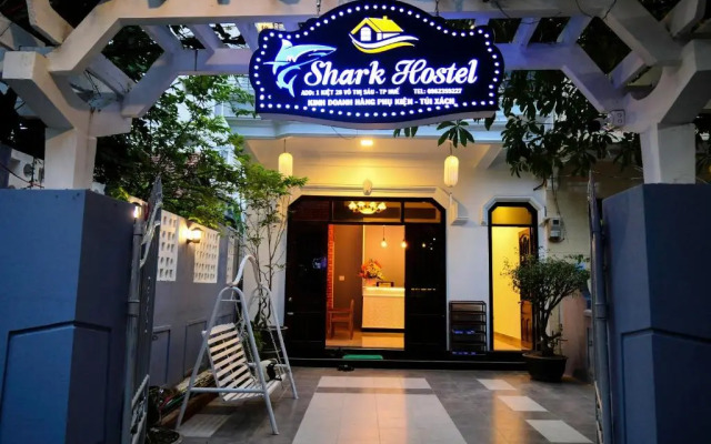 Shark Homestay