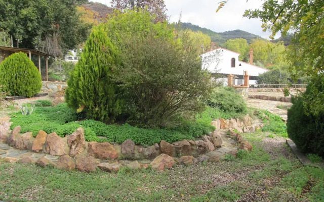 Albergue Rural Almonaster