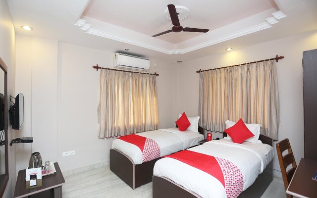 B S Guest House by OYO Rooms