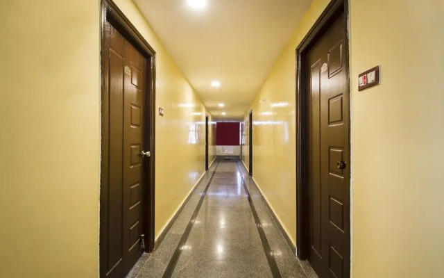 OYO 3968 Chandras Residency