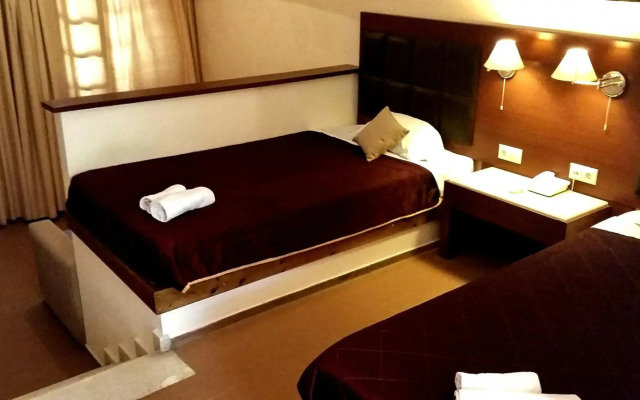 Belvedere Aeolis Hotel