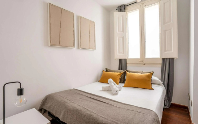 Ronda Sant Pere Private City Center 3Bedroom Suite B