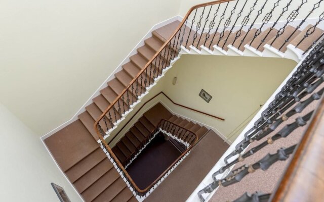 Lovely 2 Bedroom Apartment With Garden Close To Old Town