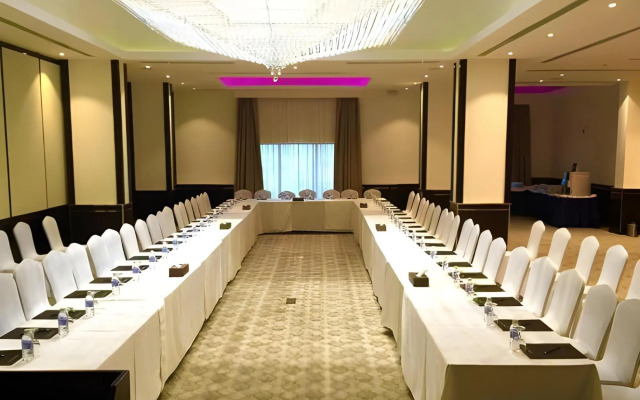 Zara Continental Hotel