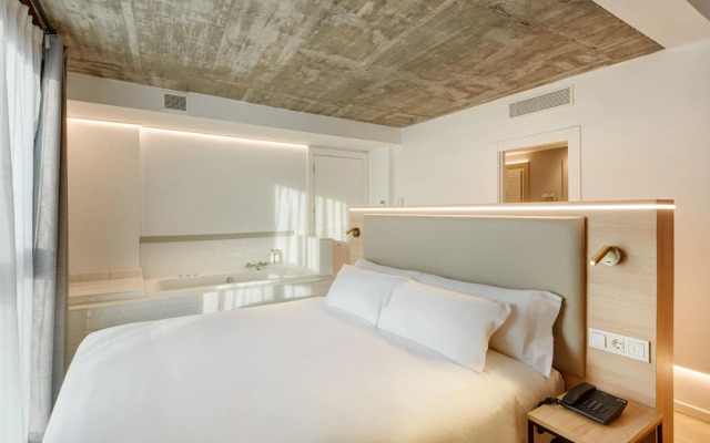 Sercotel Granada Suites