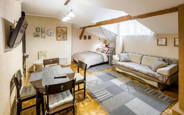 Apartment on Svobody Avenue 47