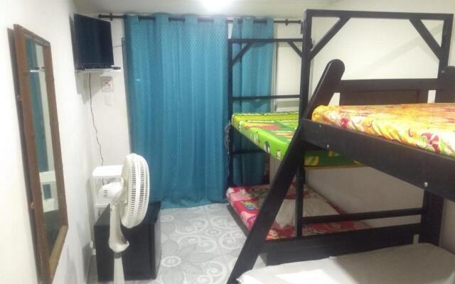 Marysol Lodging Hostel & Camping