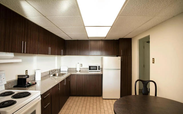 The Business Inn