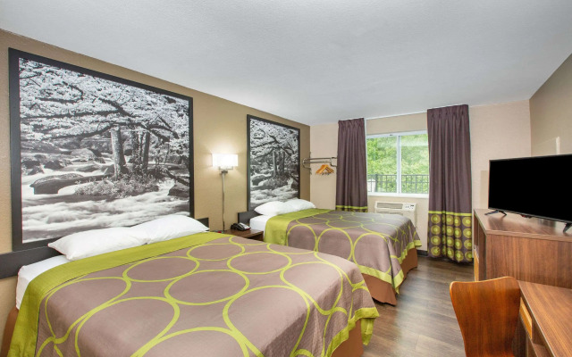 Super 8 by Wyndham Chattanooga Lookout Mountain TN