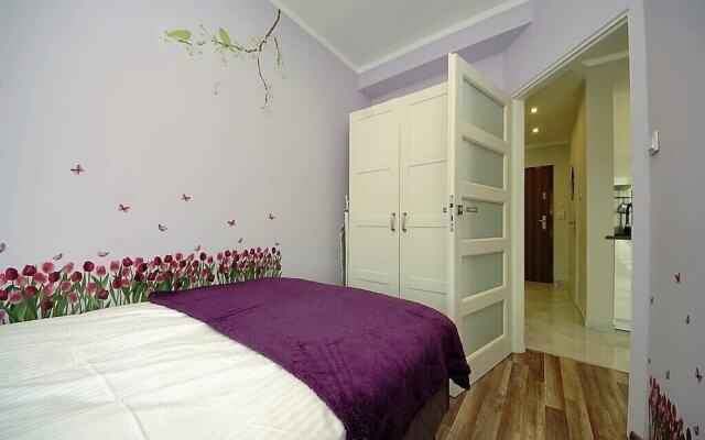 BillBerry Apartments - Floral wave