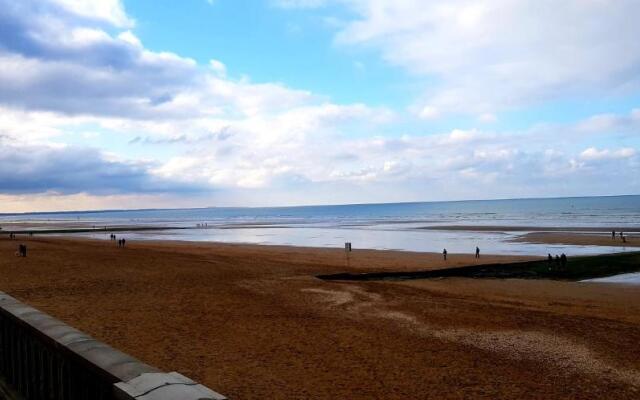 Résidence Front de mer Cabourg - Accès direct plage