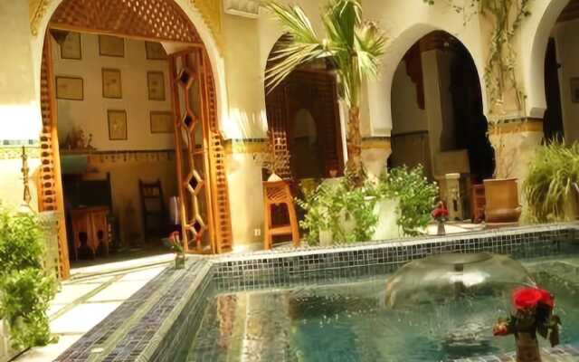 Riad Moucharabieh