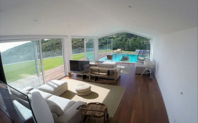 Biscaia Atlantic View by Lisbon Coast