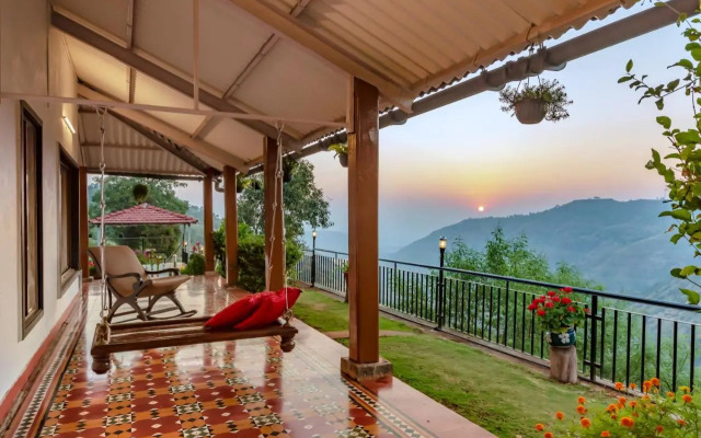 SaffronStays Verandah by the Valley