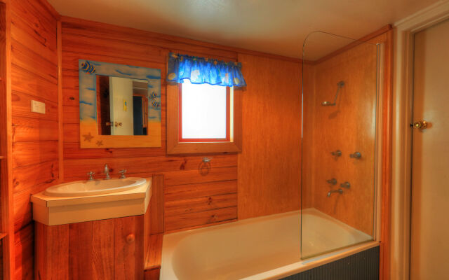 Rosebank Cottage Collection