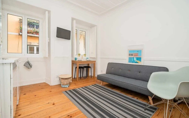 Charming 2bdr Flat in the Heart of Bairro Alto