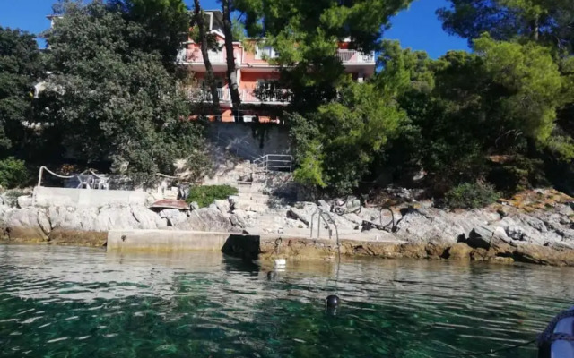 Seafront Charming Apartments Kosirina