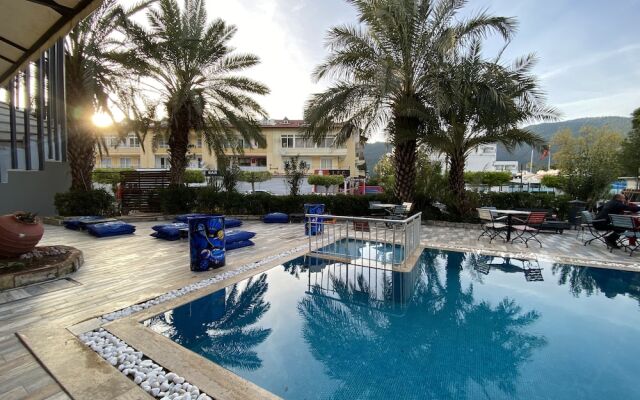 Siesta Apart Hotel