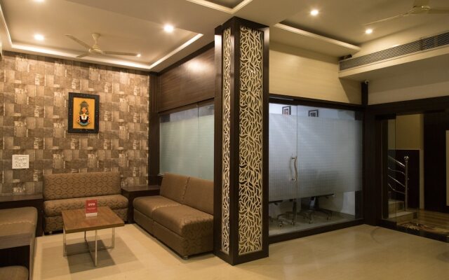 OYO 10023 Hotel Satya