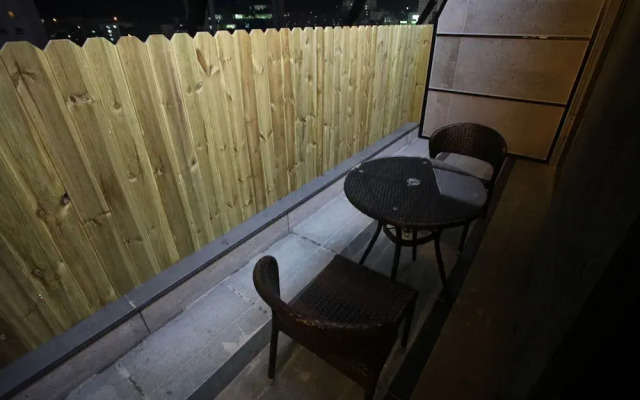 Incheon Ali Suite Hotel