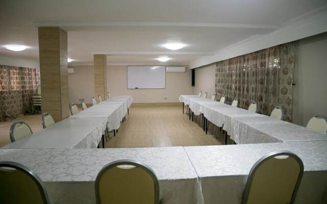 Aabiya Lodge