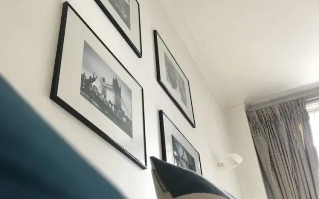 Suitely Trafalgar Square Luxury Apartment