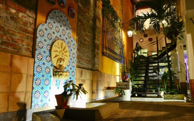 Magic Garden House