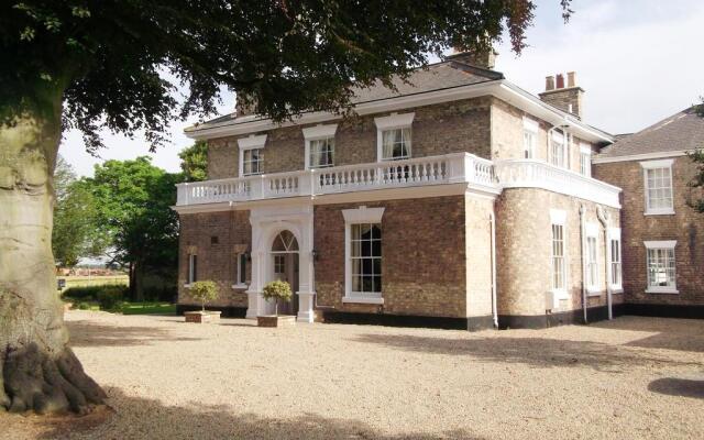 Dunedin Country House