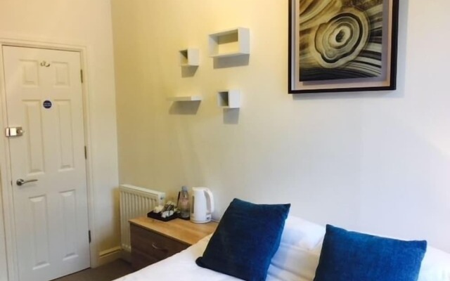 Town House @ Balliol St