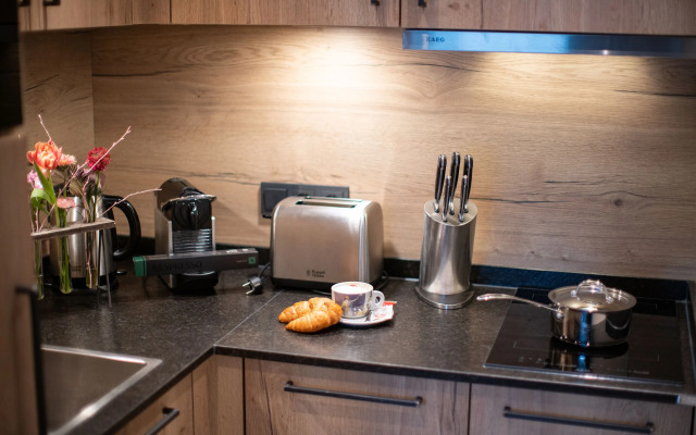 Emma Deluxe Aparthotel