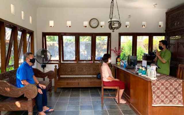 The Nalaya Hotel & Resto
