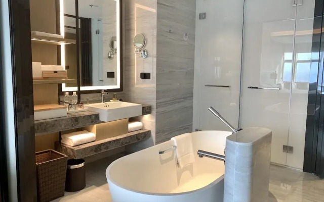 Xuzhou Marriott Hotel Lakeview