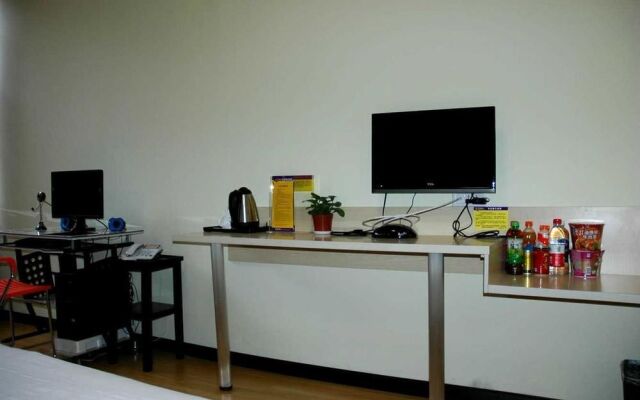 G Chu Hotel