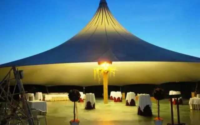 Отель Brujas de Irues 